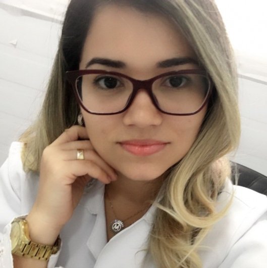 Dra. Michelle Da Silva Menezes