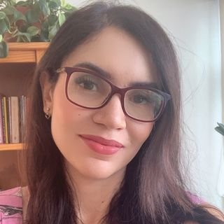 Dra. Bruna Beverly Grau