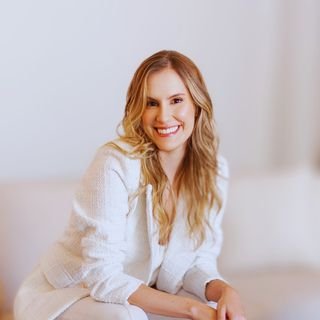 Dra. Marcela Mendes Villela Junqueira