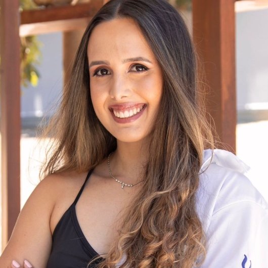 Dra. Amanda Carvalho Cardoso