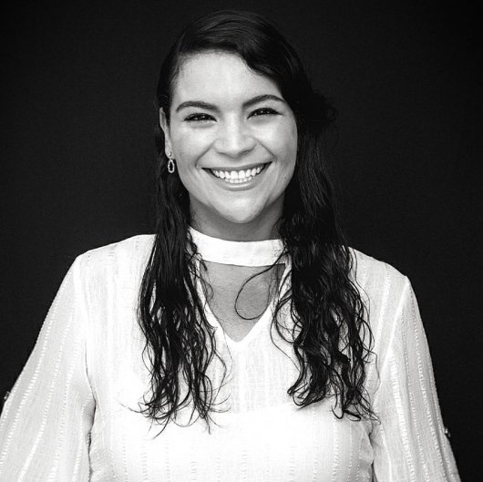 Dra. Caroline Dantas
