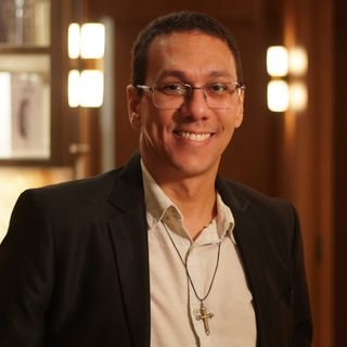 Dr. Romulo Felix