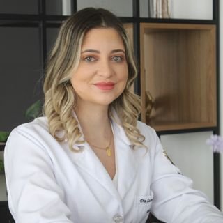 Dra. Luane Mariah Correa Giriboni