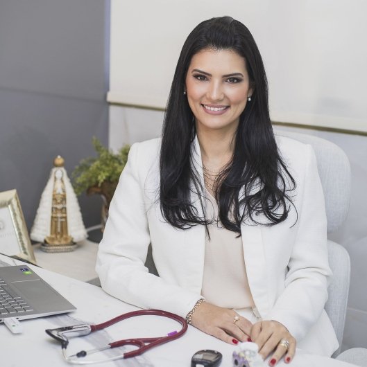 Dra. Tamires Pires De Mendonça Barros
