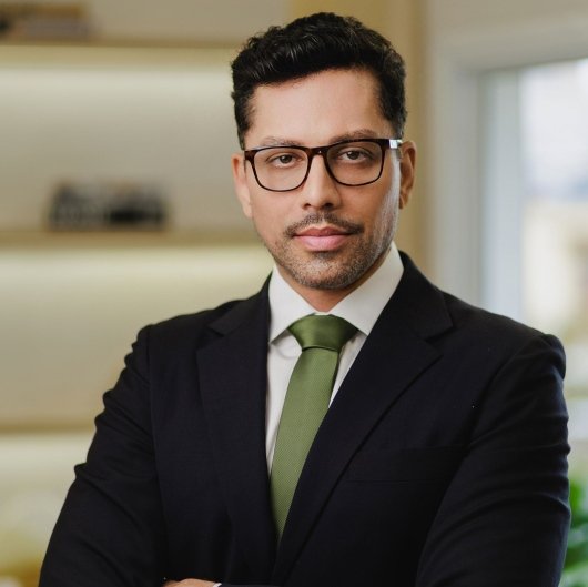 Dr. Mario Ilek