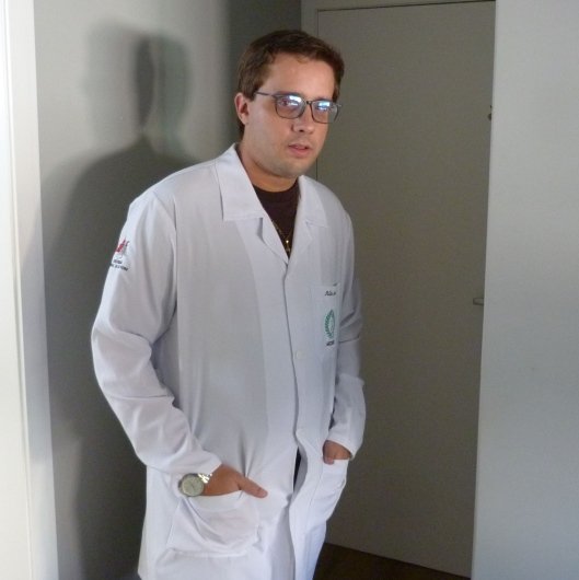 Dr. Allan Emerique