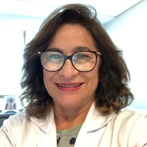 Dra. Lucia Maria Vieira de Oliveira Salerno
