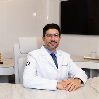 Dr. Lúcio César Hott Silva