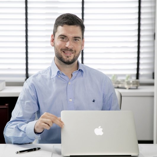 Dr. Kurt Neulaender Neto
