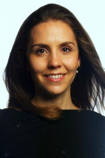 Dra. Marina Coelho Ficoni