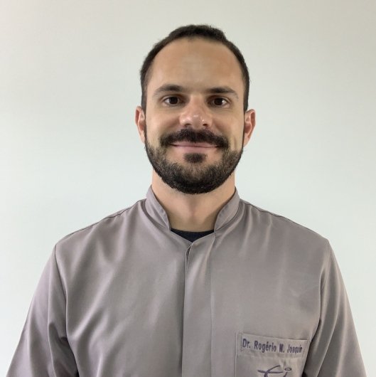 Dr. Rogério Moreno Colturato Joaquim