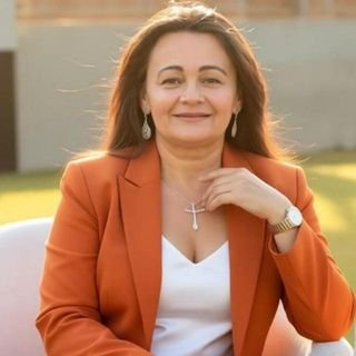 Dra. Luciene Silva