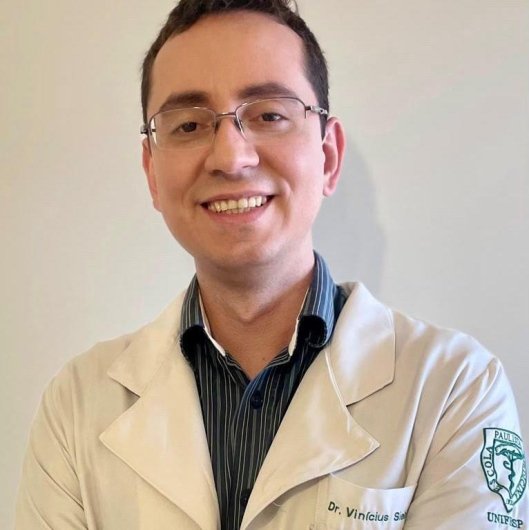 Dr. Vinícius De Souza Siebert
