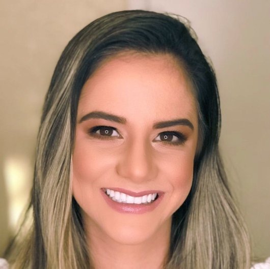 Dra. Camila Escolástico