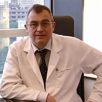 Dr. Lucas Pacini Teixeira
