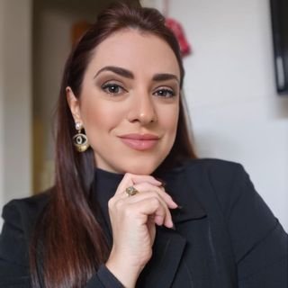 Prof. Tatiana Braga de Paula