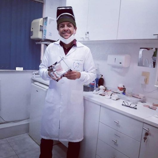 Dr. Leonardo Brant