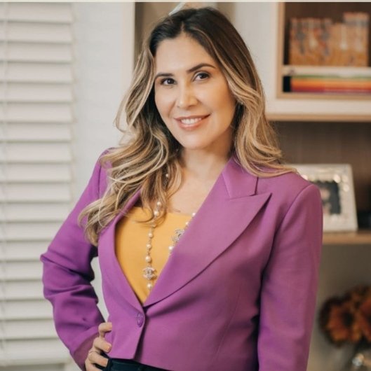 Dra. Debora Aráujo