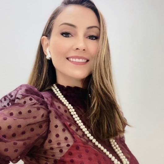 Dra. Taís Fini Rosa Gomes