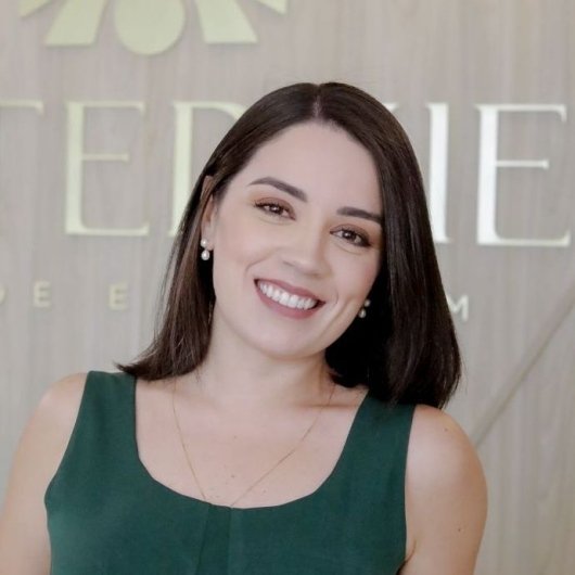 Dra. Eliana Tomaz