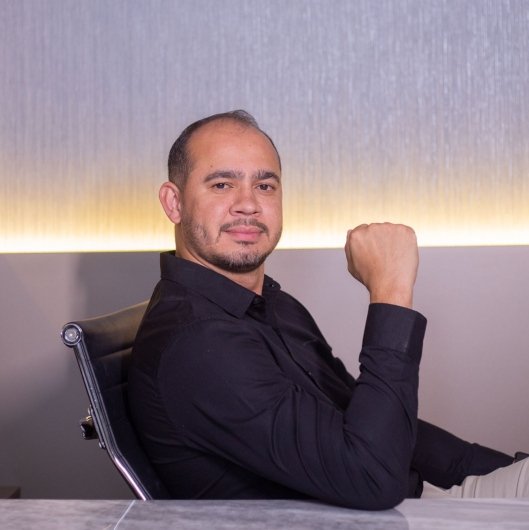Dr. Henniky Nascimento