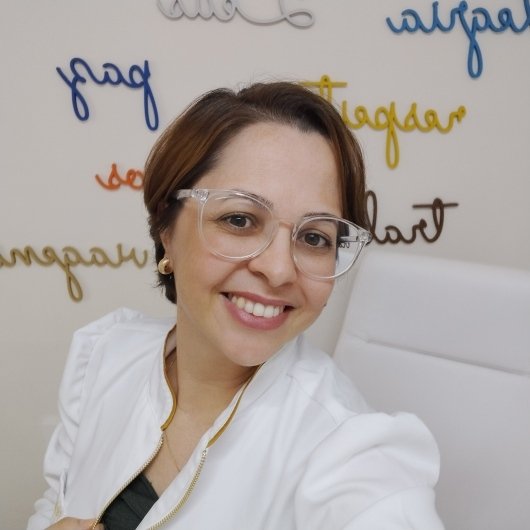 Viviane Pereira Oliveira de Moraes