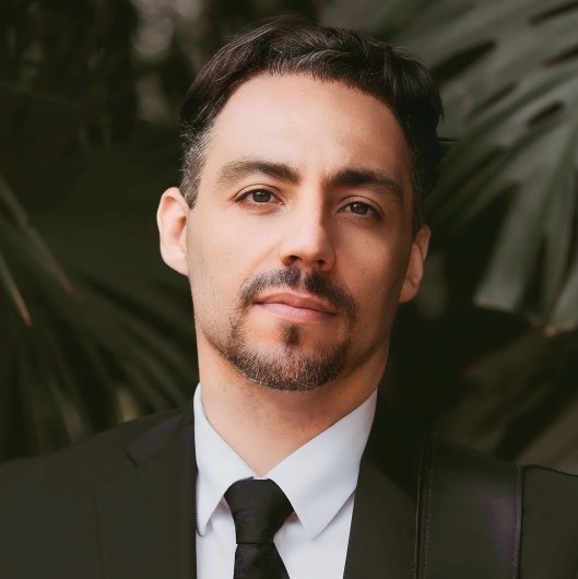 Dr. Tiago Lima