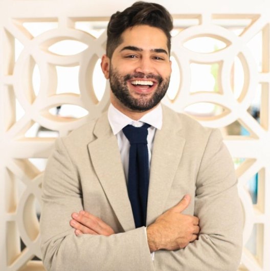 Dr. Lucas Santana de Miranda