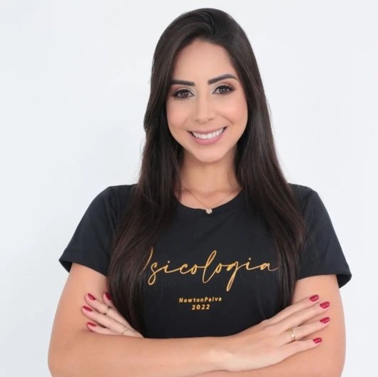 Dra. Debora Menezes