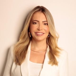 Dra. Paula Carleti