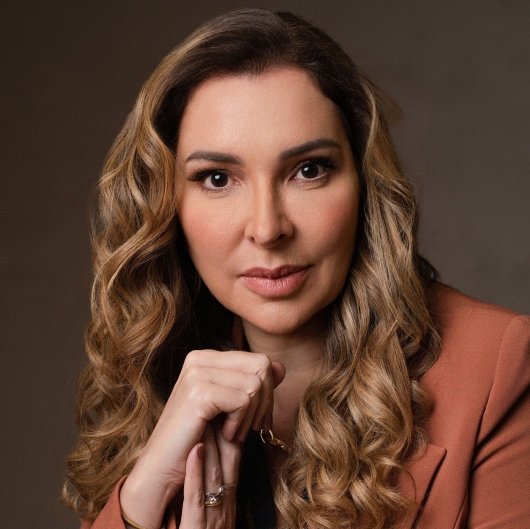 Dra. Gisele de Carvalho Versannio