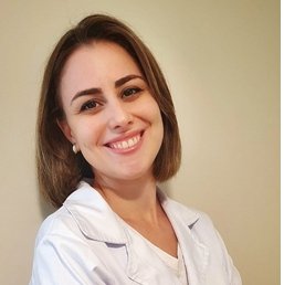 Dra. Fernanda Carneiro Ronchi