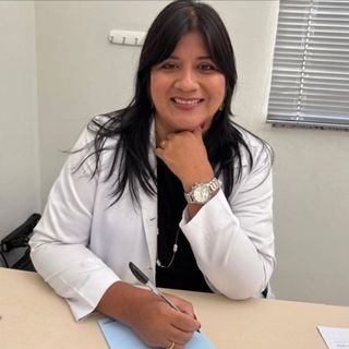 Dra. Karin Aviles Cruz de Mendes