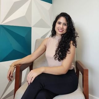 Dra. Elaine Diniz Rodrigues