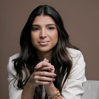 Dra. Alice Viana de Ávila Oliveira