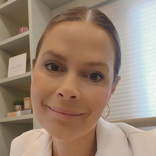 Dra. Thatiana Fernandes Dal Toé