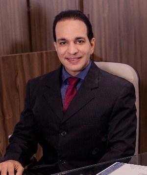 Dr. Paulo Elísio Lustosa Coelho