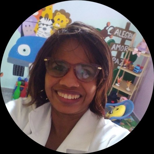 Dra. Viviane Lemos