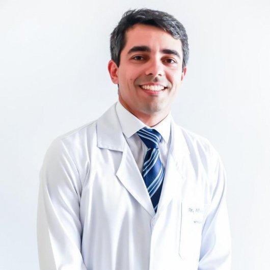 Dr. Allisson Mário