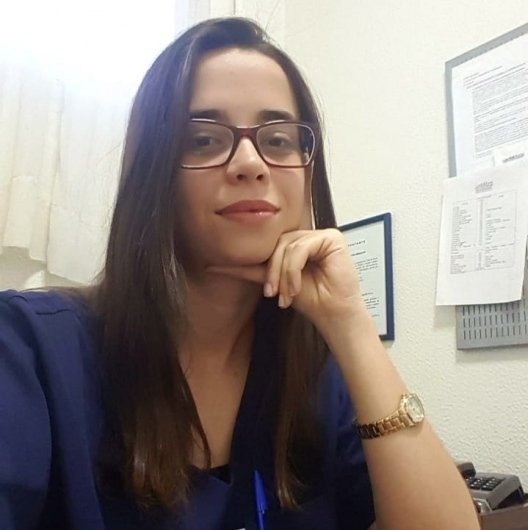 Dra. Leticia Reis Sampaio