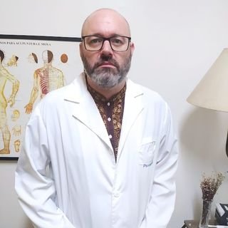 Dr. Enrique Daniel Tosi Bentancur