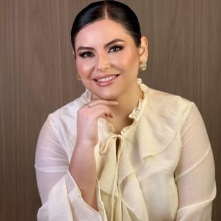 Dra. Ana Flavia Kutz Santana