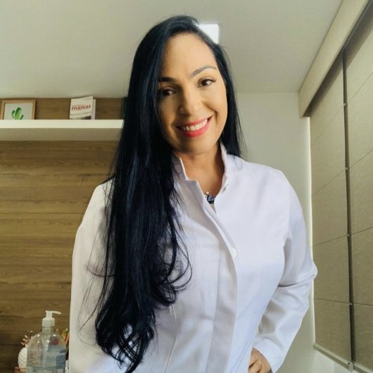 Dra. Rafaela Nascimento