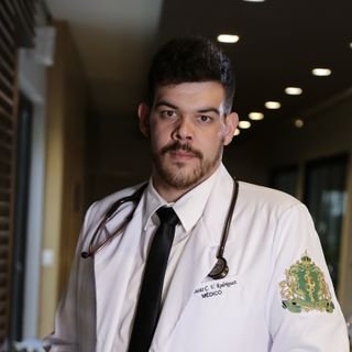 Dr. Lucas de Carvalho Vilela Rodriguez