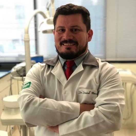 Dr. Daniel Mazzochini