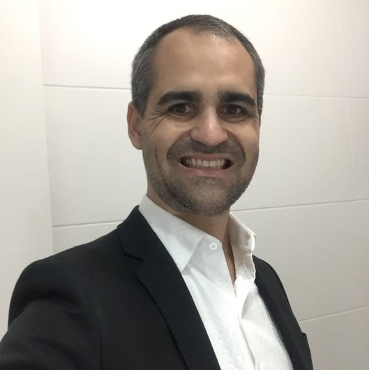 Dr. Marco Aurélio Engel