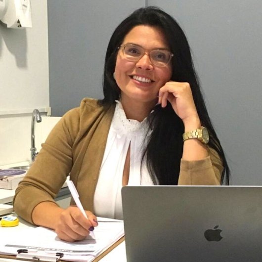 Dra. Viviane Medeiros