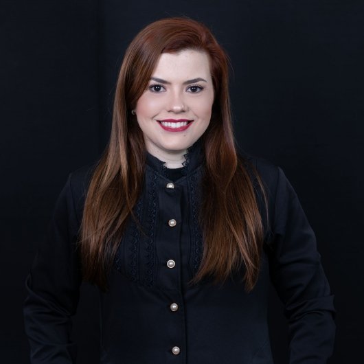 Dra. Marcela Alves Pires