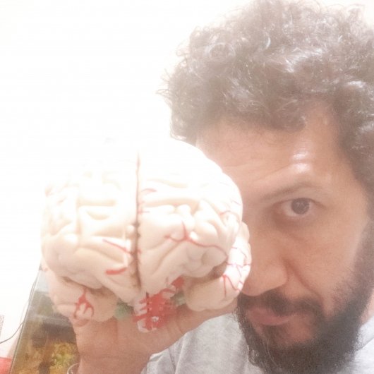 Dr. Daniel Dourado de Souza