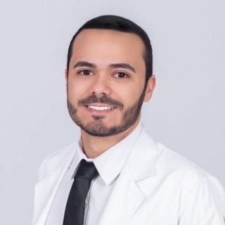 Dr. Breno Macêdo Lopes